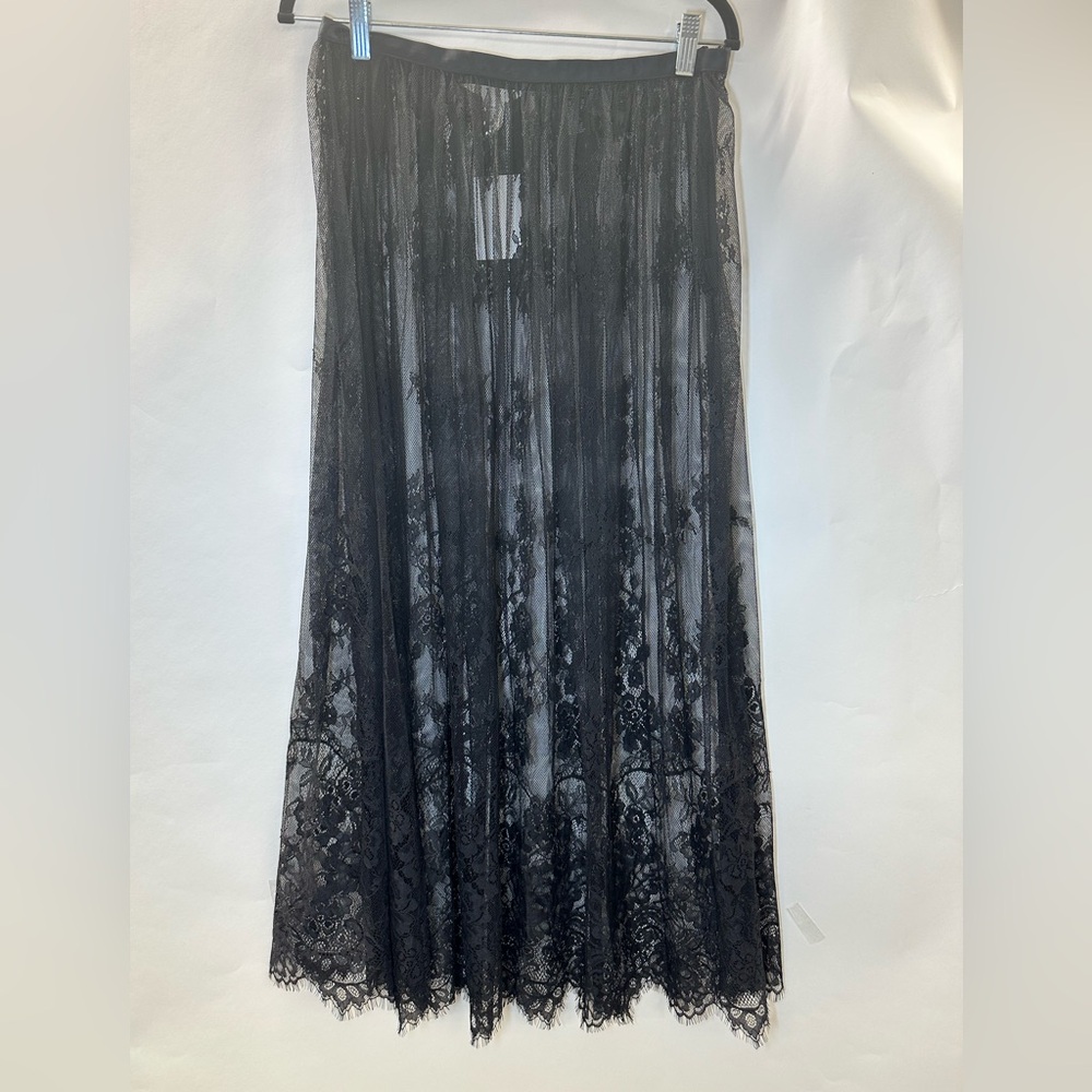H&M Lace unlined Sheer Loose fit High Waist skirt new with tags SIZE 8